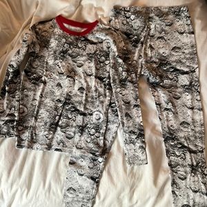 Gap Kids moon pajamas space planet pajama set